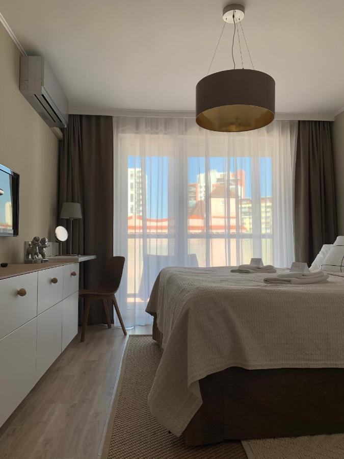 Central Point By Zoom Apartments Bratislava Buitenkant foto