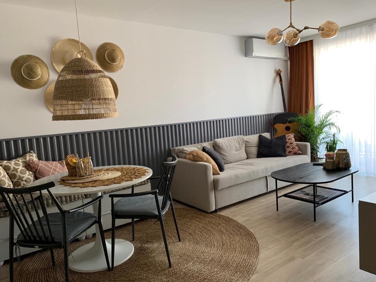 Central Point By Zoom Apartments Bratislava Buitenkant foto